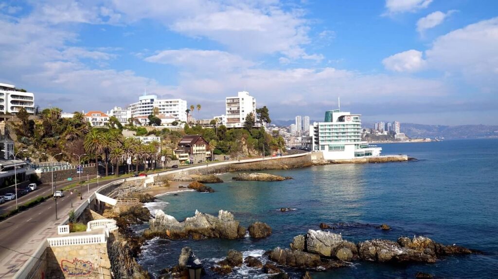 Descubre la Magia del Pacífico: Recorrido por Valparaíso y recorrido por Viña del Mar desde Santiago 2 Vina del Mar la Ciudad Jardin