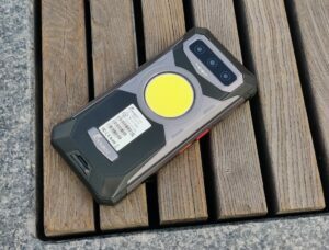 Reseña del Teléfono FOSSIBOT F102: El smartphone de alta gama que lo tiene todo 1 telefono fossibot f 102-11